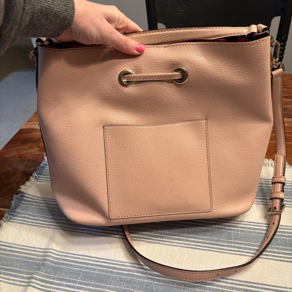 Kate Spade New York Eva Small Bucket Bag Blush Pink Pebbled Leather WKRU5857